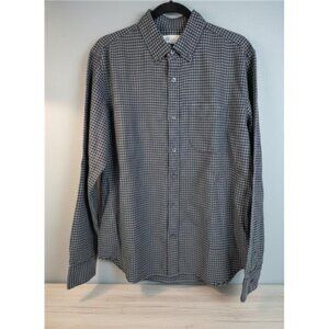GAP Standard Fit Shirt Gray Plaid Button Down Collar Long Sleeve Pocket Men M